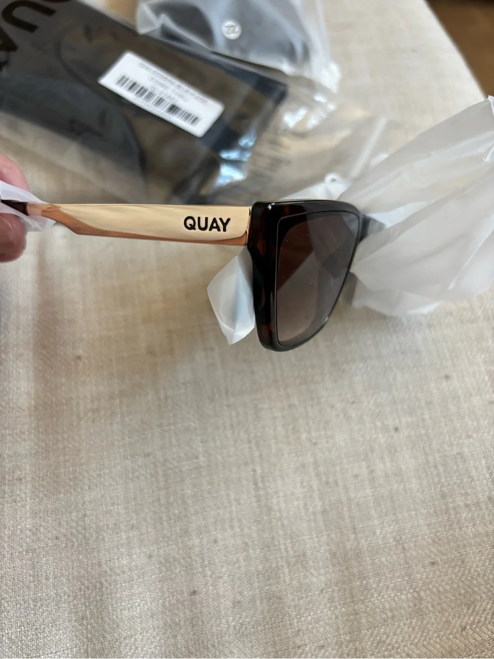 Quay Australia Women’s Call The Shots Remixed Cat Eye Sunglasses NWT - Picture 10 of 16